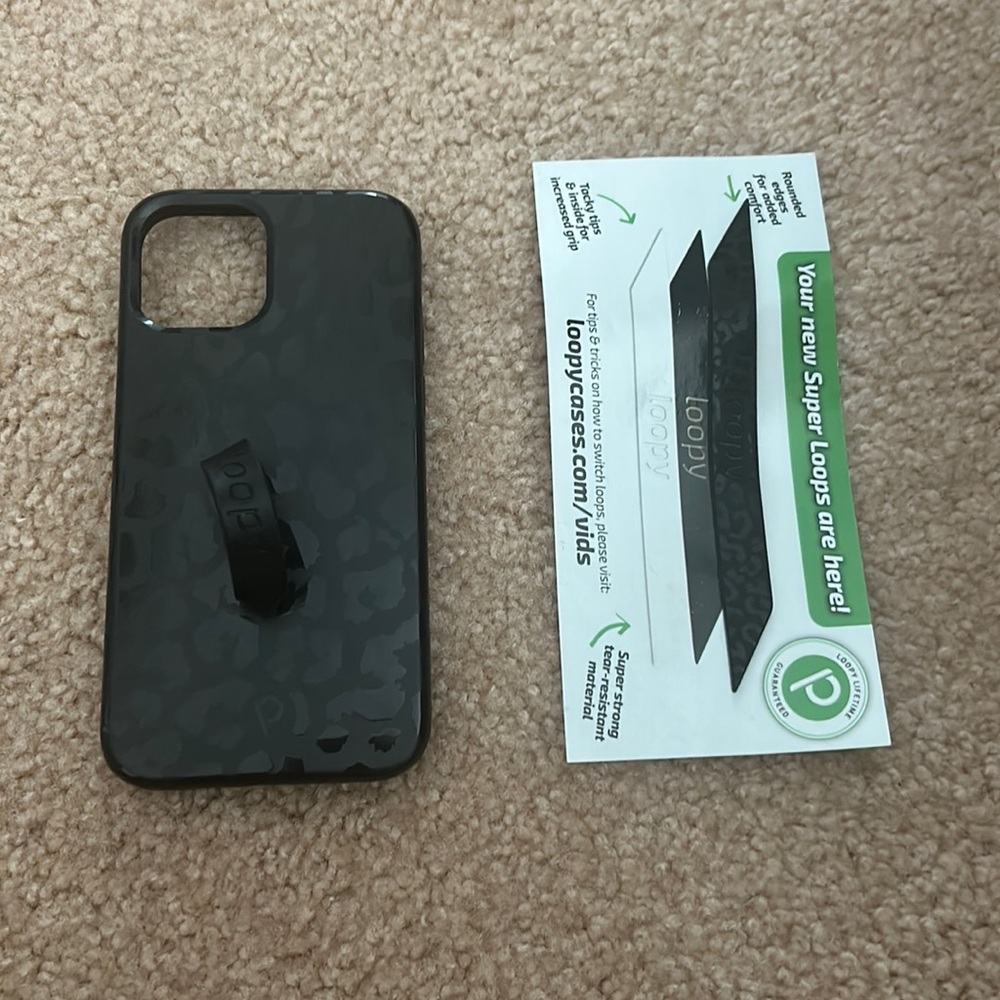 I phone 12 loopy case